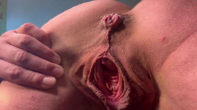 Putarankahotmilf: Sit on Dirty Pervert Face Pissing, Let Him Suck My...