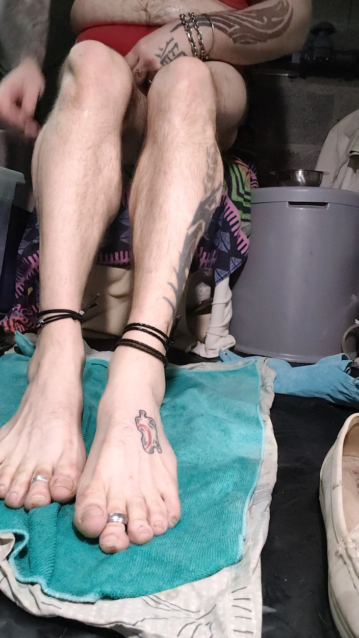 Kinky slave slut boy: Puta En Traje De Puta Y Zapatilla De Mujer Y...