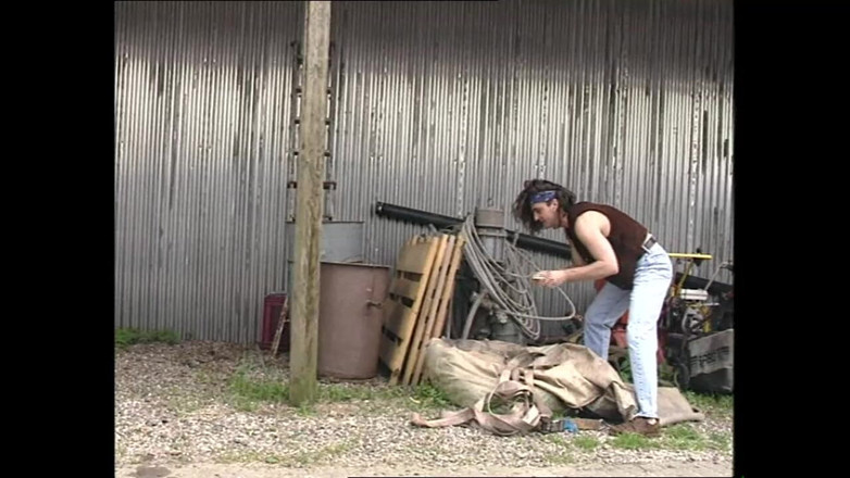 Deutschland porn: Cette belle excitée aime sucer la grosse bite de son...