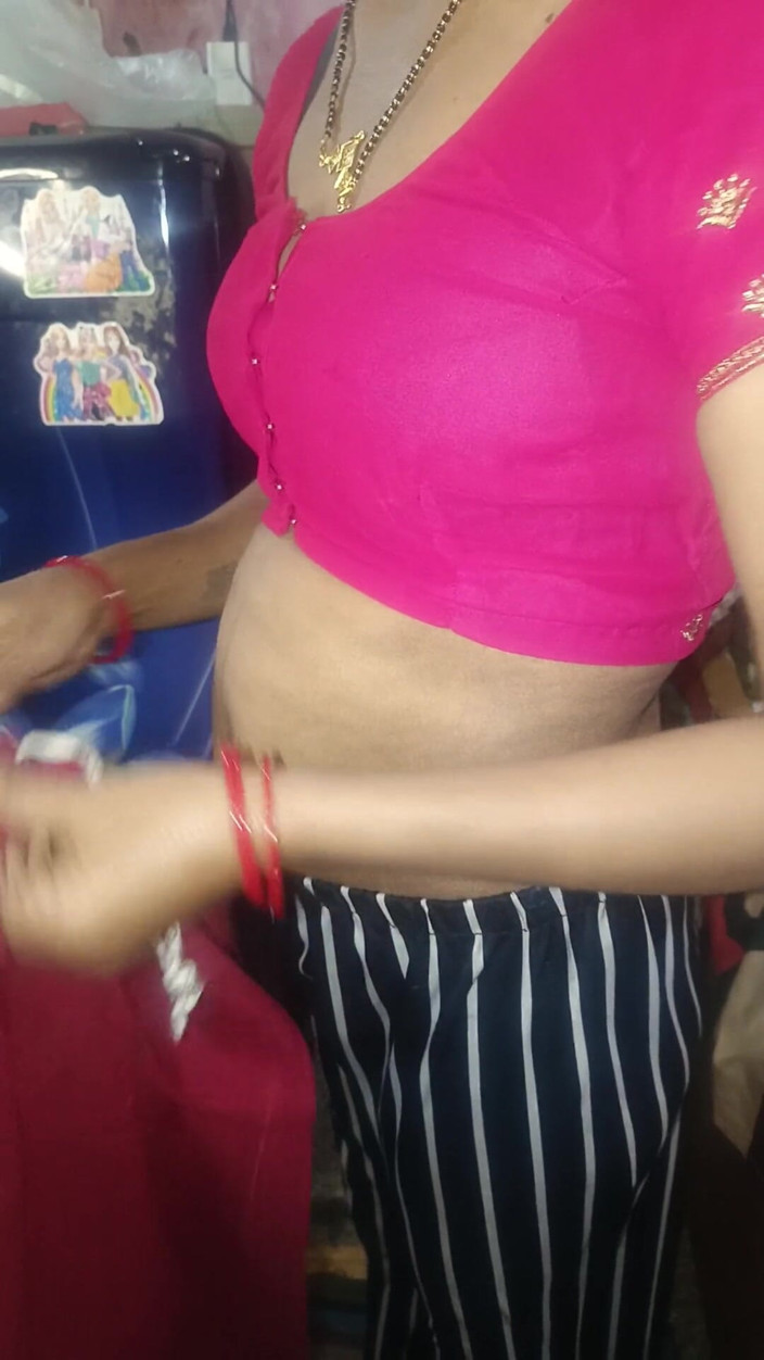 Nightqueen---7838: Bhabhi Ji iba a algún lugar listo y hice un...