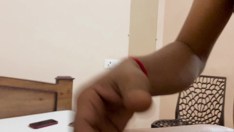 Heybaby: Jilat memek belerang dan ngisap kontol habis-habisan sampai matanya merem...