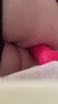 Anal Ponk Giant Dildo Masturbating Intersexual Skank