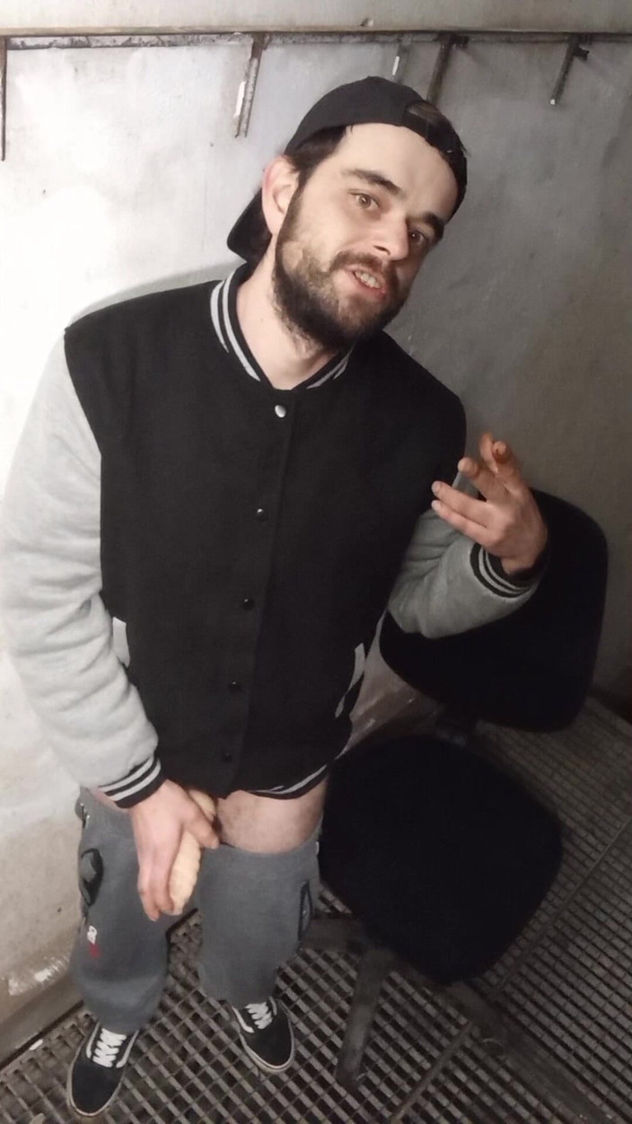 jerkofflover: उस जगह पर कमशॉट जहां मैं हस्तमैथुन करने जाता हूं और साथ ही वीडियो से पहले मैंने नियंत्रण किया