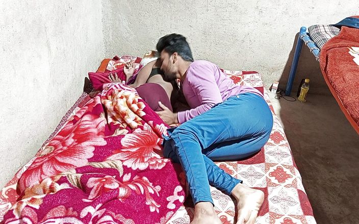 Indian Hijraji: 和我的继子一起在房子里独自一人