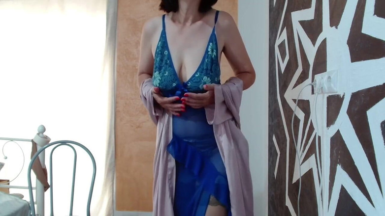 ANGELA_LADY: Ти дивишся в пизду мамки, і ти сам перетворюєшся на лизунку