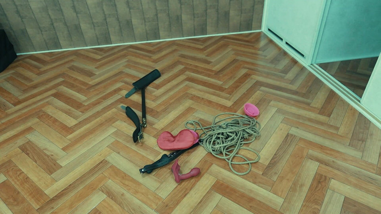 ushirosugatanomiki: Agentka při útěku z vězení-