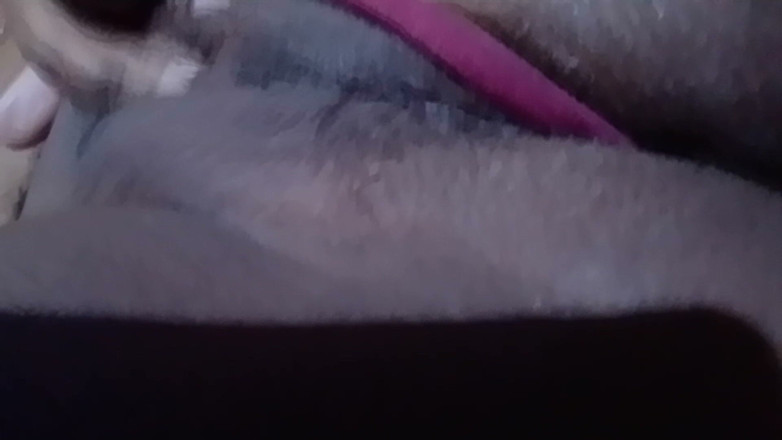 Cat masturbating with finger: Keseronokan Melancap