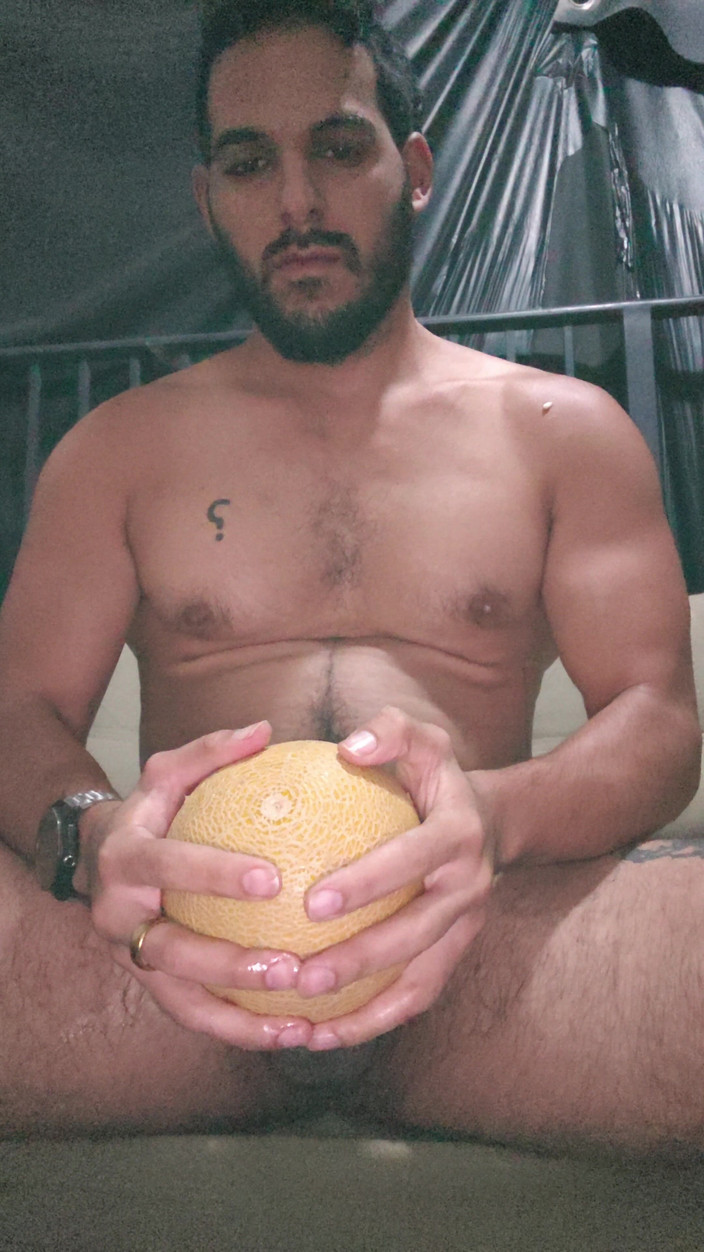 Grayalpha: Fétiche de la nourriture, baise le melon tellement fou que...