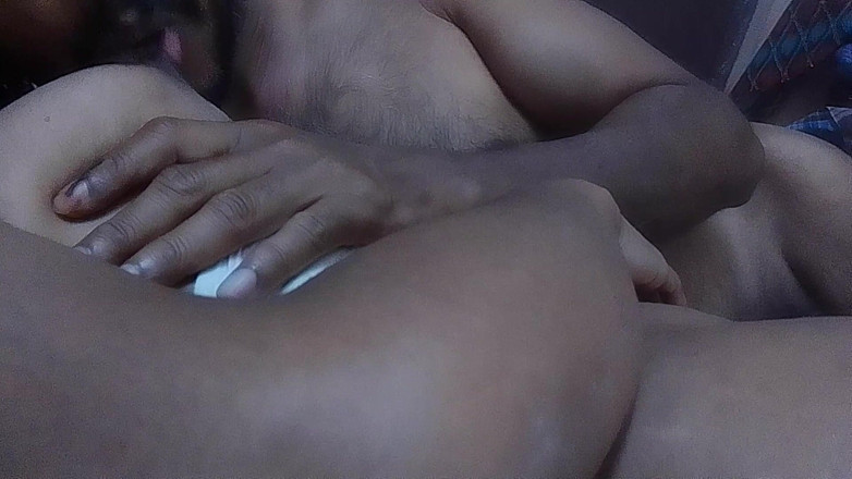 LEGSCOUPLE12: Suami istrinya dan muasin memeknya