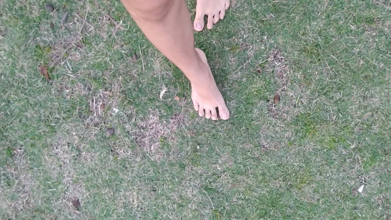 Ms Candy Bunny: Barefoot Nature Walk