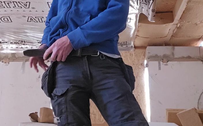 Chris_snoopy_91: I'm so Horny on the Construction Site
