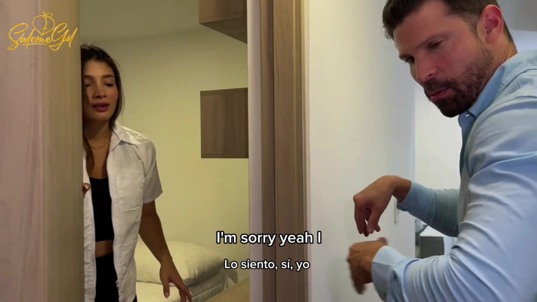 Salome Gil: Моя жена наняла горничную, но я не знал, что она была самой сексуальной милфой всех времен, а затем я трахнул ее