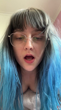 Красивая Агония Alice Bean
