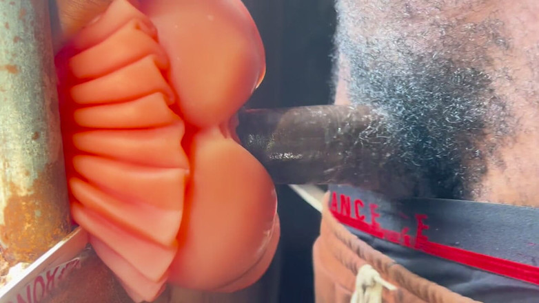 Bangcum8: Gırtlağına kadar alma sürtük