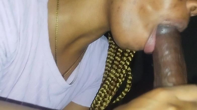 Skyy: Nevlastní otec pojďme si hrát hru! Vykourám ti ptáka, pokud...