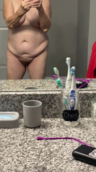 Me Taking Naked Videos of My Sexy Old Mama's Body