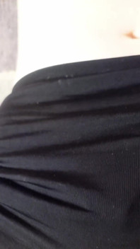 My Body in Leggings and Rubbing My Pussy Through Them
