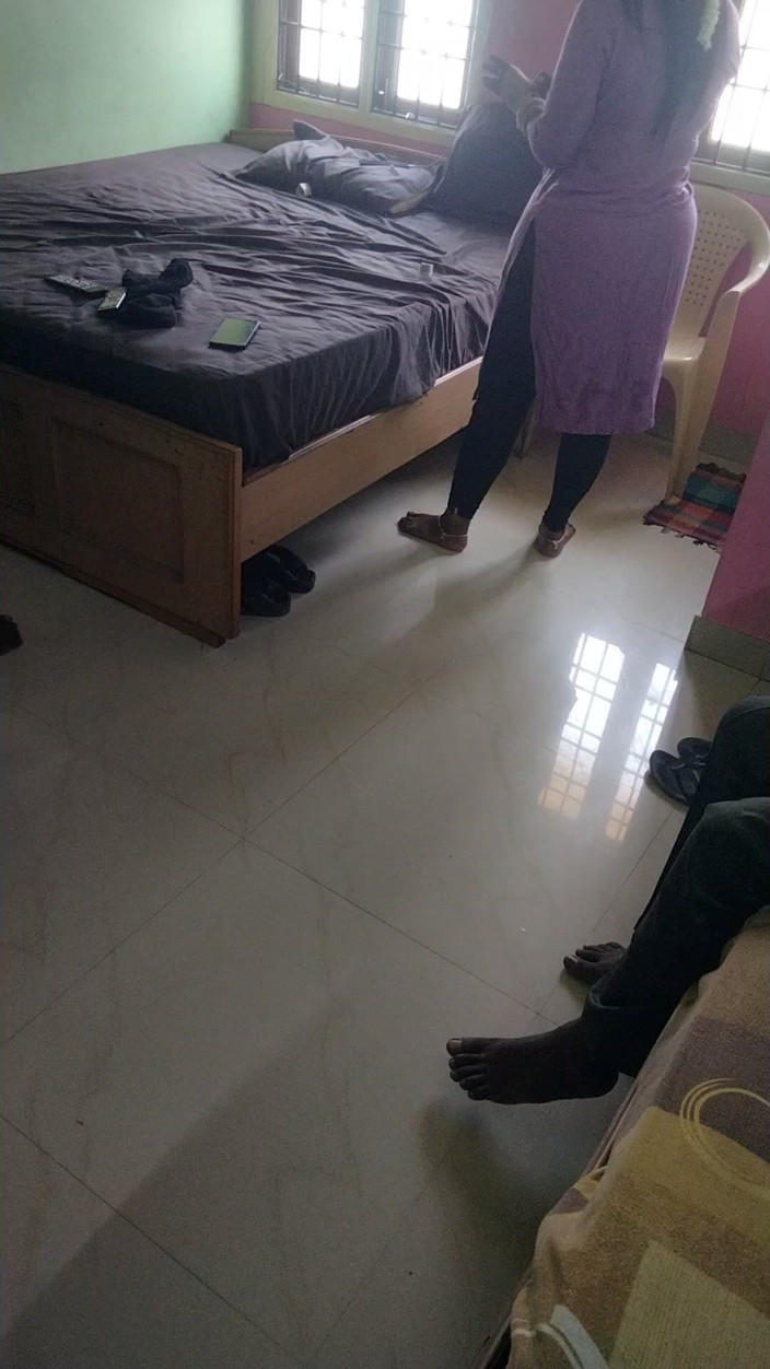 Tamil lesbian: Vorbereitung zum Porno-Videoshooting