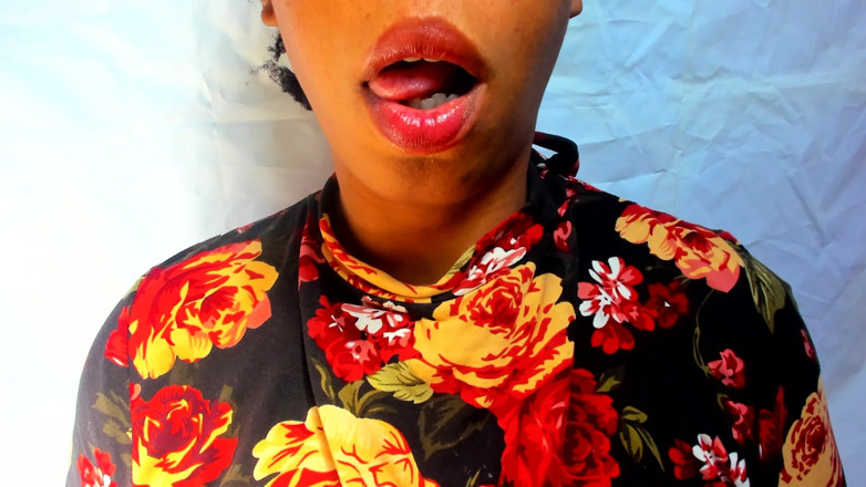 AnalEbony: Feticismo delle labbra, conto alla rovescia per sborrare!