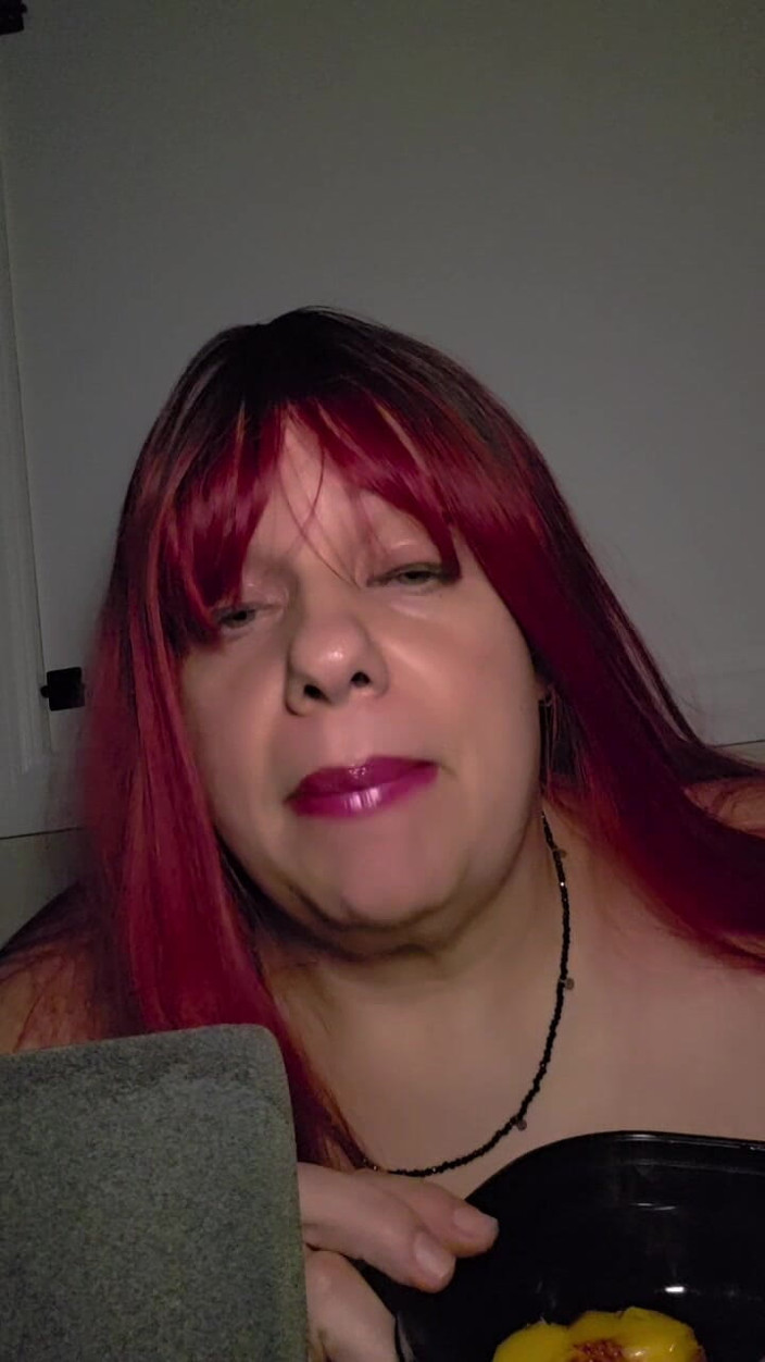LustyPeachesofSin: Peaches and Cream ASMR