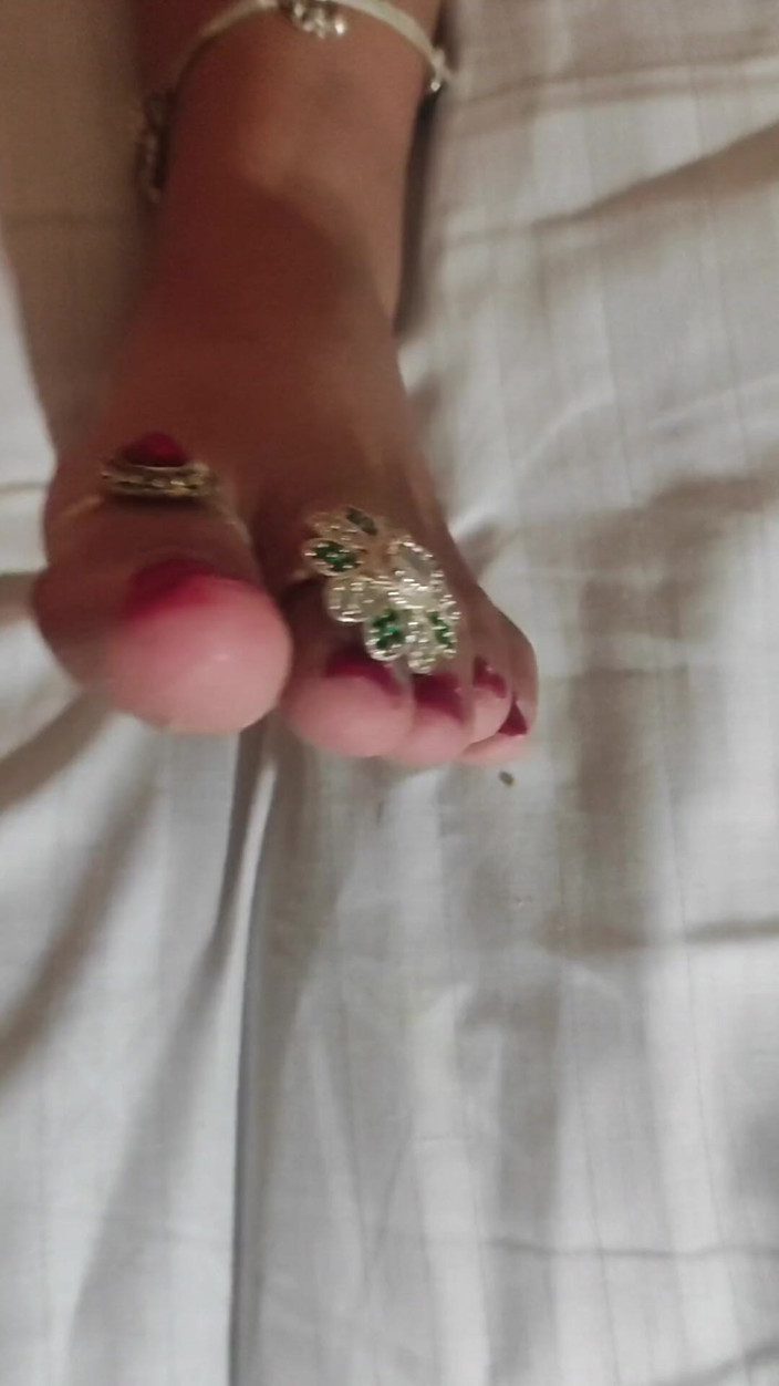 Ankita10000: Laal pari dan gadis hot rambut merah