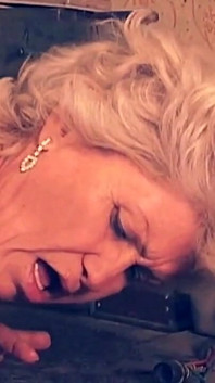 Babcia pierwszy raz seks analny