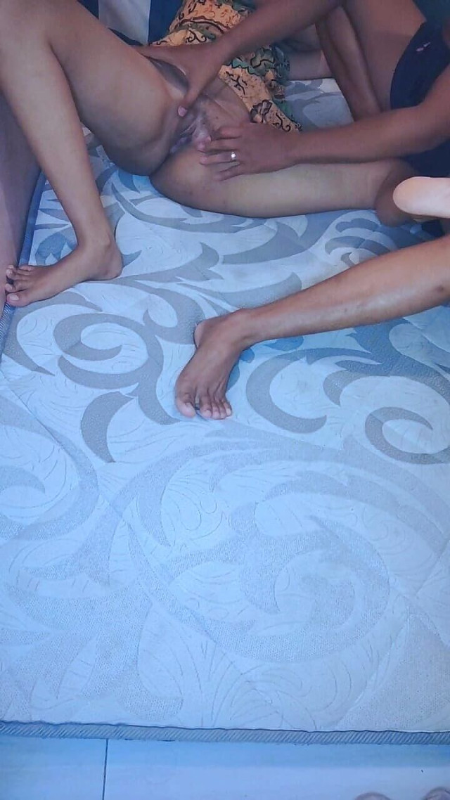 My Stepsister Is Addicted to Dick (Bella Ivanka)