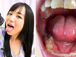 Japan Fetish Fusion: Verführerische dentale selfies mit Arare Nishiguchi