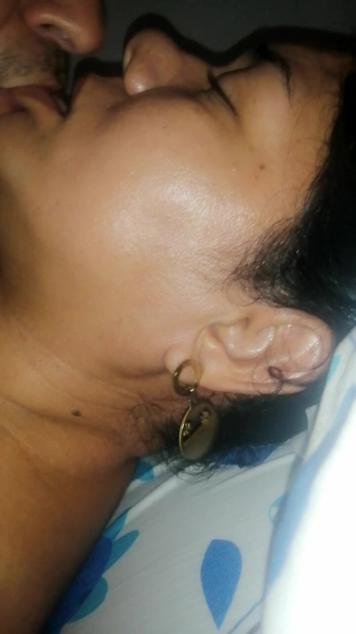 Valkyrie and Luigy Couple: Přítelkyně šuká obličejem nahoru