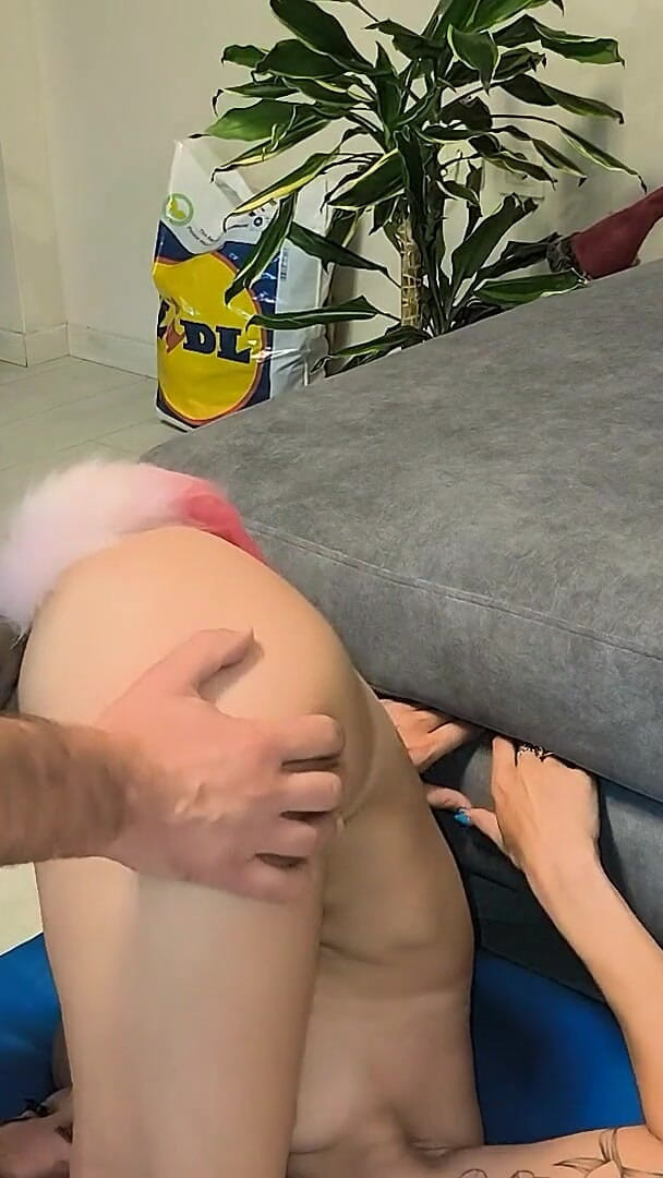 SqueakyOverlap83: Palavarosa โดนควยในตูดและหีที่เต็มไปด้วยน้ําเงี่ยน