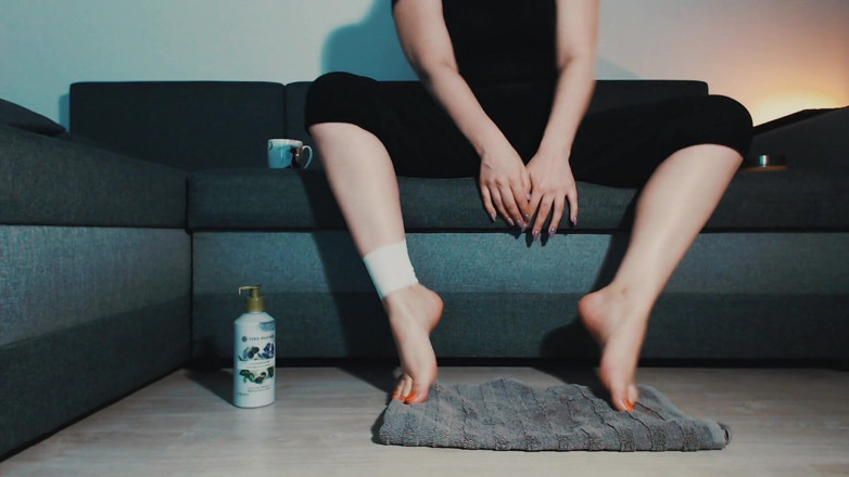 LegsOnHeels: 내 다리, 발, 발과 발에 질싸