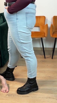 En tillåten efter att ha sparkat med järnstövlar?! Trampade på hans förbannade testiklar efter spermasprutan! Adjö fertilitet!!
