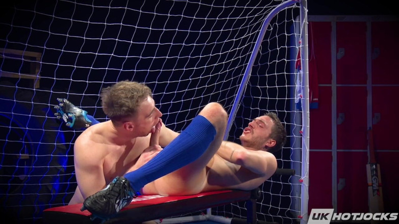 UK Hot Jocks: ケイデン&amp;リコ