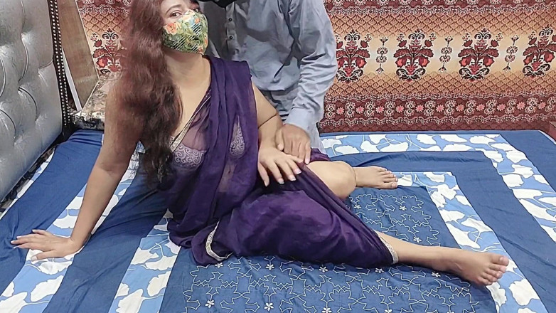 Pakistani CoupleX: Fată indiană desi în sari muie cu pula mare spermă pe...