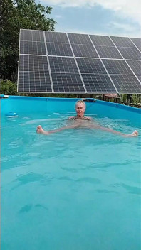 Žhavá hospodyňka Lukerya relaxuje