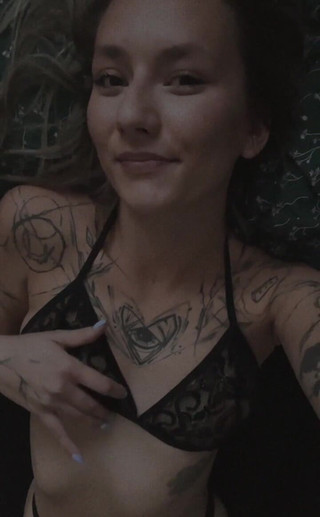 Cur1ouscoup420: Semoga harimu menyenangkan! Mimpi indah