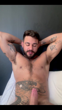 Needing a Blowjog Here. Any Mouth Hungry for Thick Cock? Precisando De Uma Mamada. Alguma Boquinha Com Fome De Pica Grossa?
