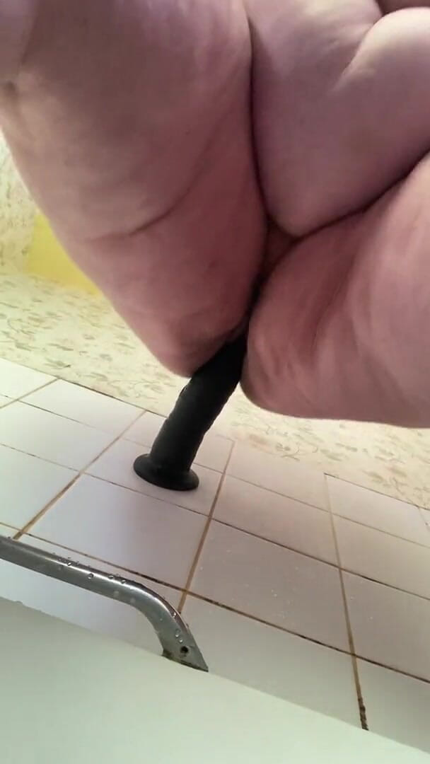 Real homemade BBW BBC porn: Bbwbootyful ridding my 12inch dildo underneath cam view
