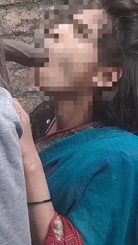 Indická bhabhi Desi - indické porno