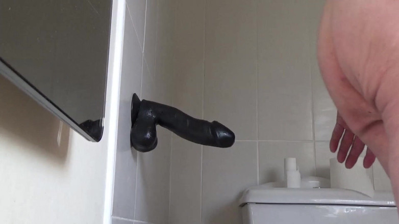 bigears: बड़े काले लंड वाले डिल्डो की सवारी के अच्छे विचार