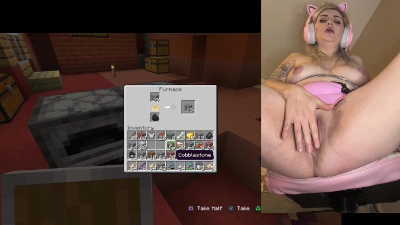 EeveeXo: Gamer Girl Pussy Stretching and Squirting Close up