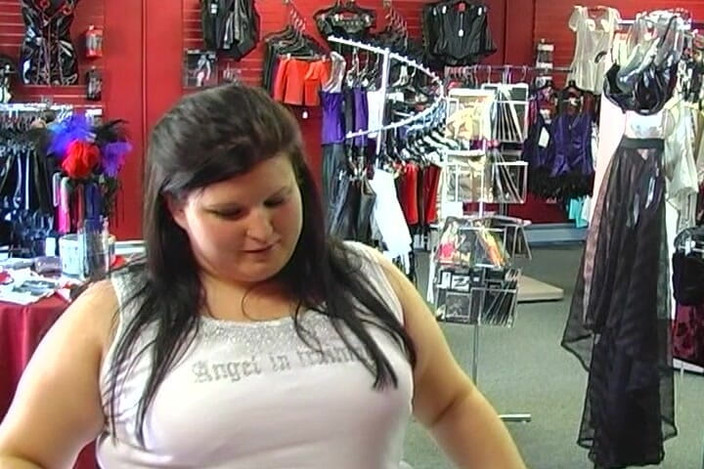 NM fetish femdom videos by Princess Nikki Cruel: Awek montel miang diikat dan dipukul