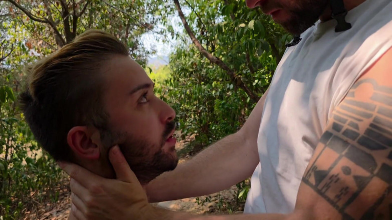 Logan Vera: Cestovní dvojitý problém