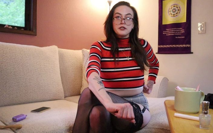 Nina Paradisa: Transformasi dan pelatihan femboy fuckmachine - pov