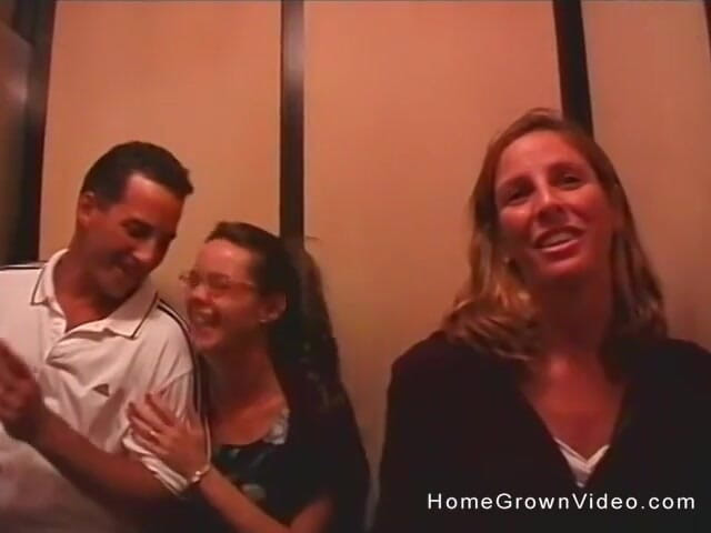 Homegrown Amateurs: Nikki and Tyler Do Foursome Sex in a Hotel