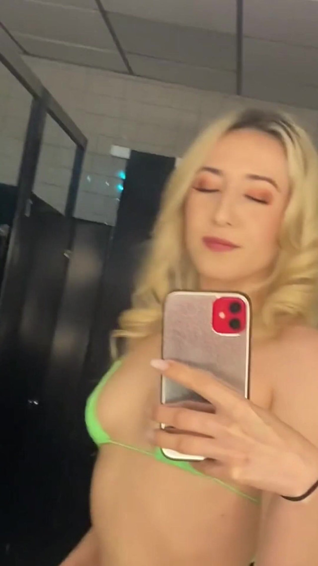 Do U Like My New Micro Bikini? (Sweet Sophia)