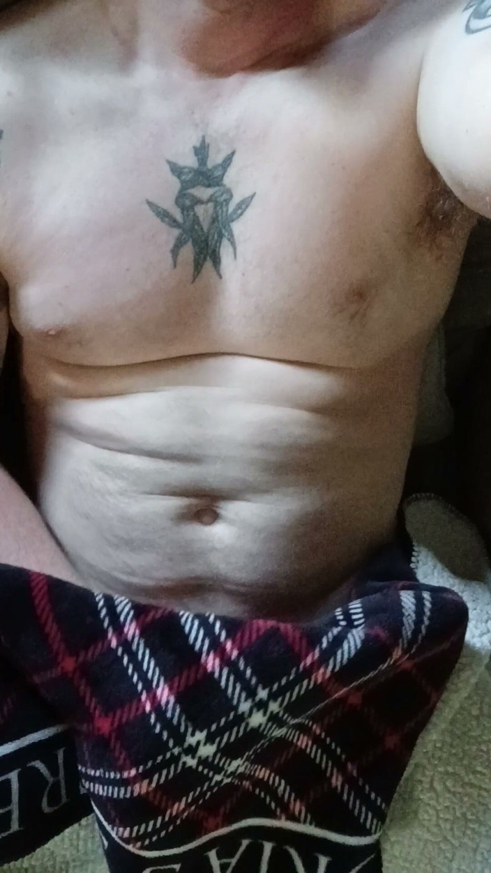 Themilkman618: Jacking off My Bwc Shirtless with a Victoria Secret Blanket