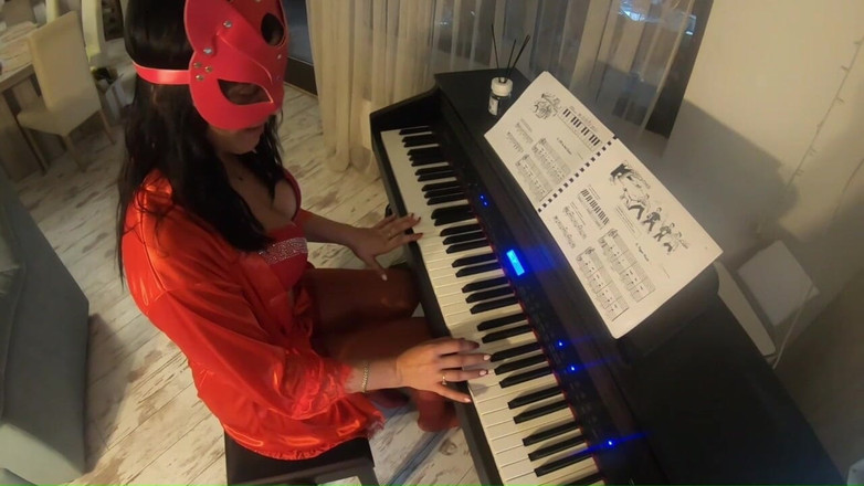 MilfyCalla: Cosplay rollenspel compilatie vol. 1 - politie, ondeugende student, kerstman helper, meid &amp;...