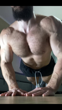 Diamond push ups 