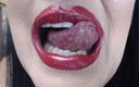 TLC 1992: Große glänzende rote lippen